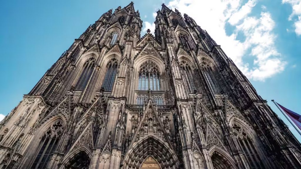 Front view of Cologne Cathedral