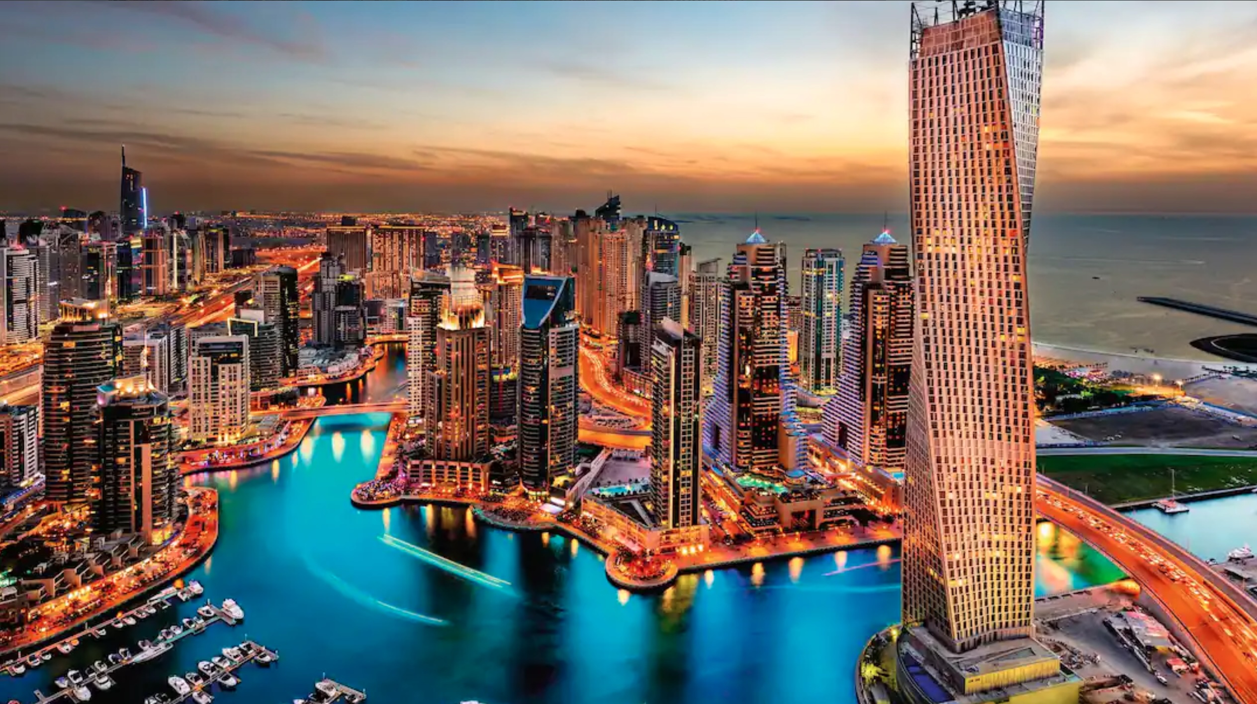 Evening cityscape of Dubai, taken from Burj Khalifa