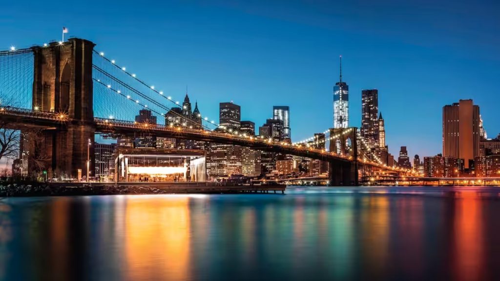 Brooklyn Bridge at twilight